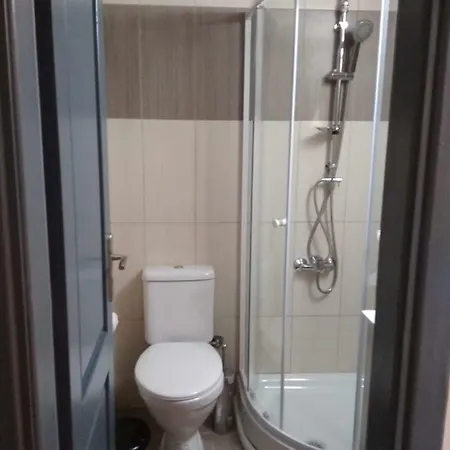 Marina's Luxury Anabolu